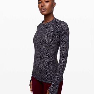 Women's Black and White Long Sleeve Top